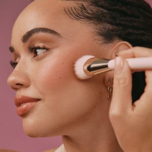 soft pinch liquid contour