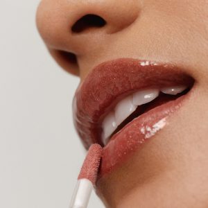 positive light luminizing lip gloss