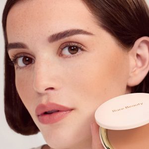 warm wishes soft matte powder bronzer