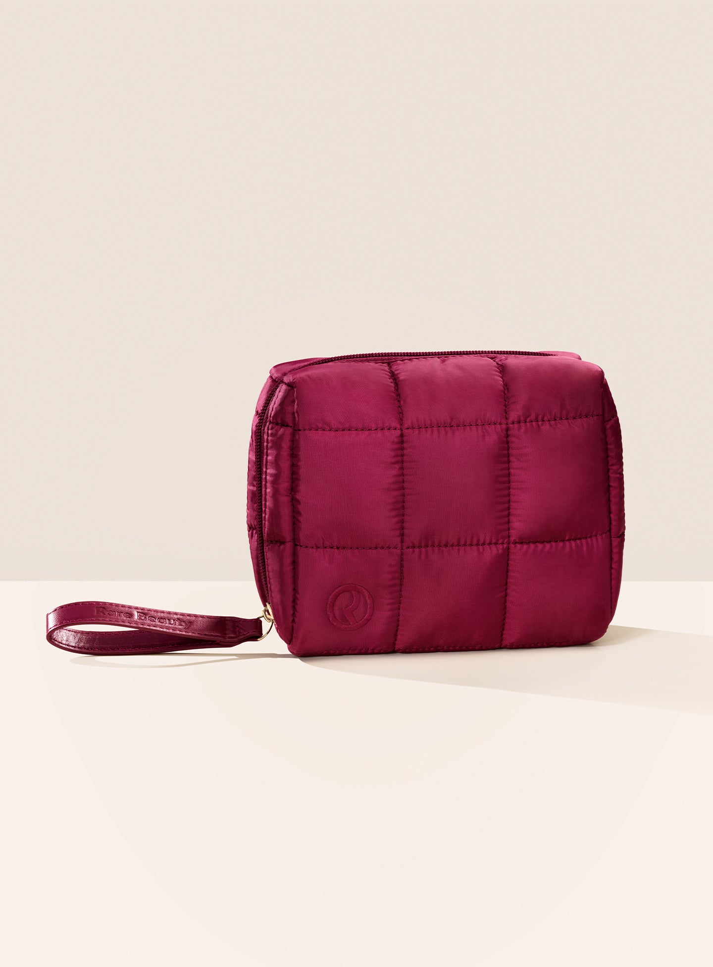 ecomm puffy essentials pouch merlot 01.jpg ecomm puffy essentials pouch merlot 01.jpg